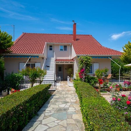 Christina'S Place Сами Экстерьер фото