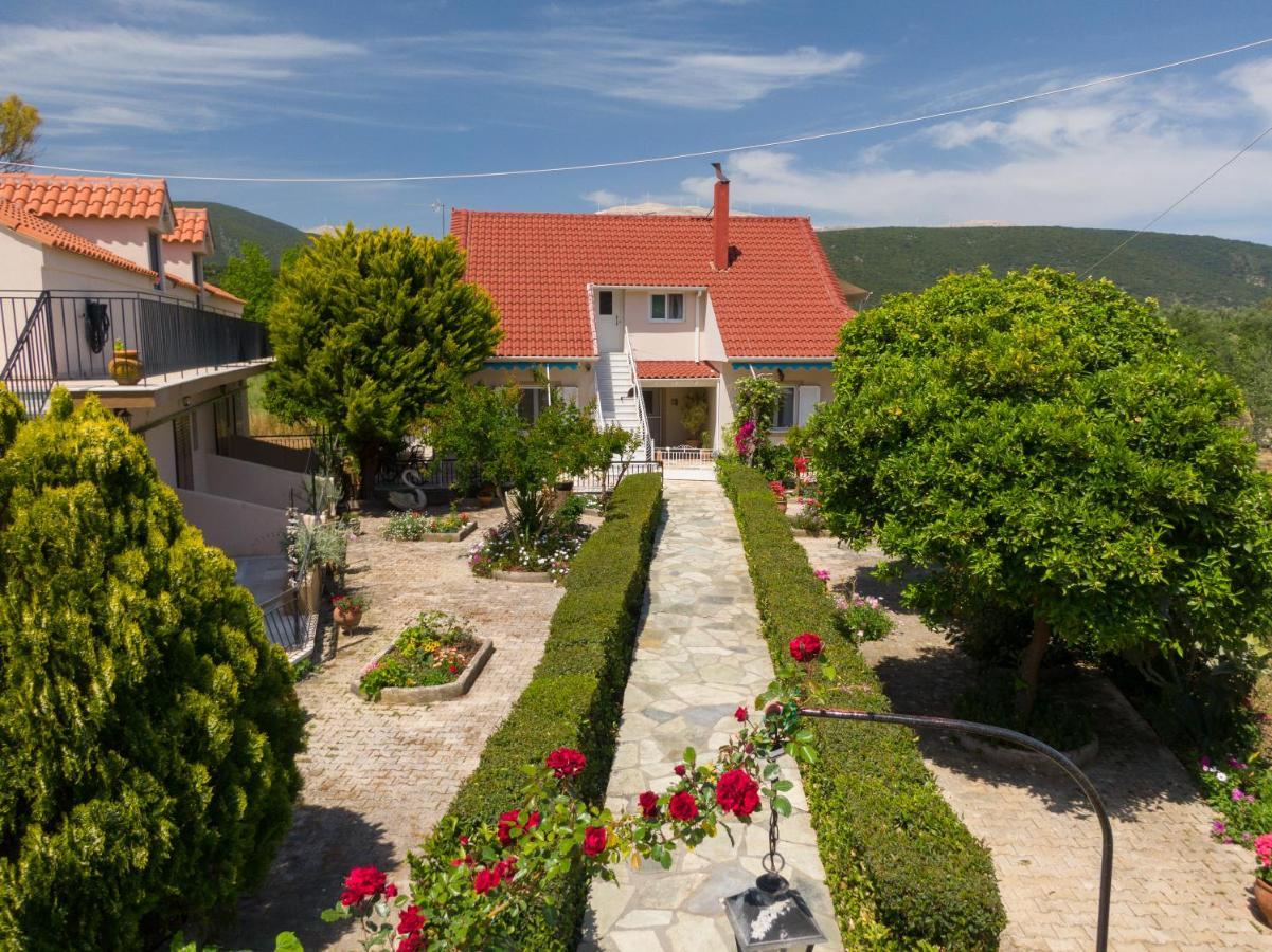Christina'S Place Сами Экстерьер фото