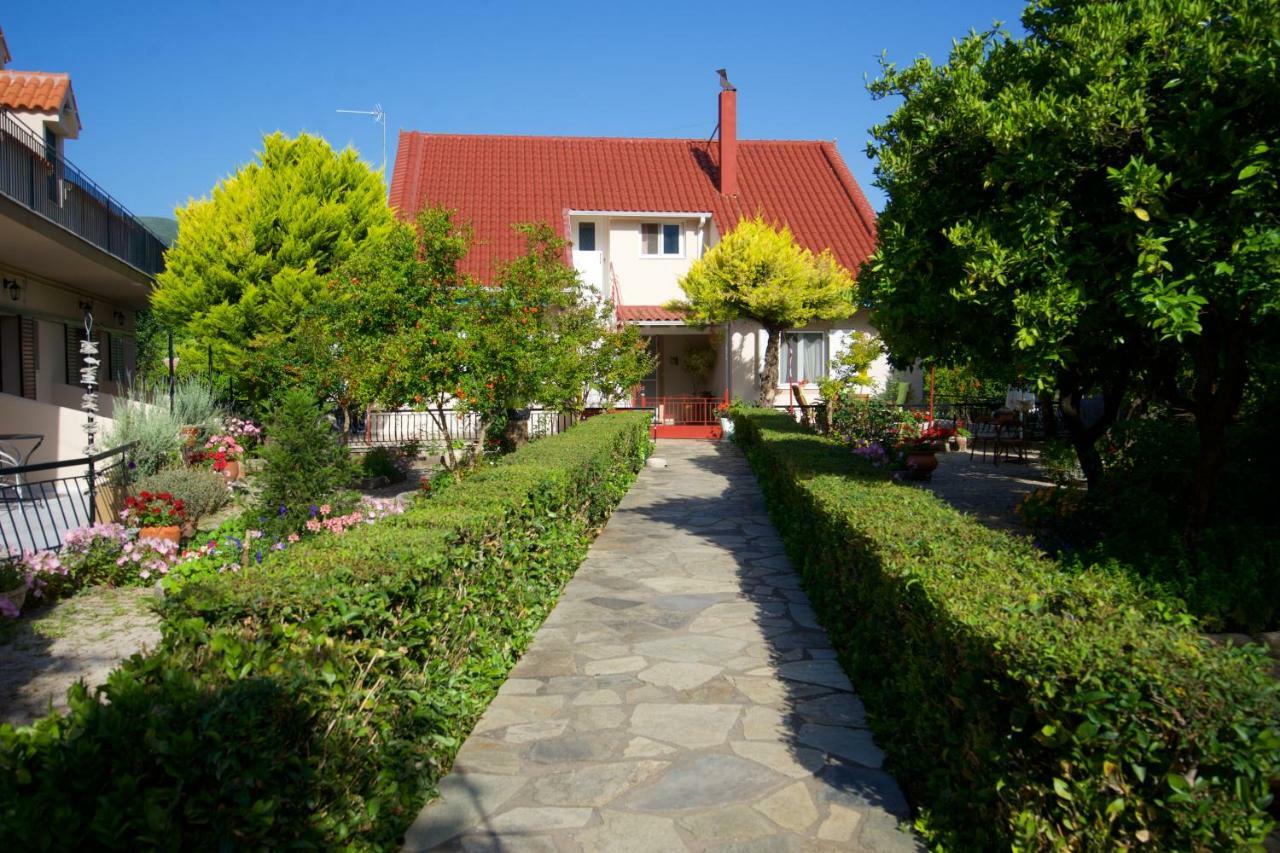 Christina'S Place Сами Экстерьер фото