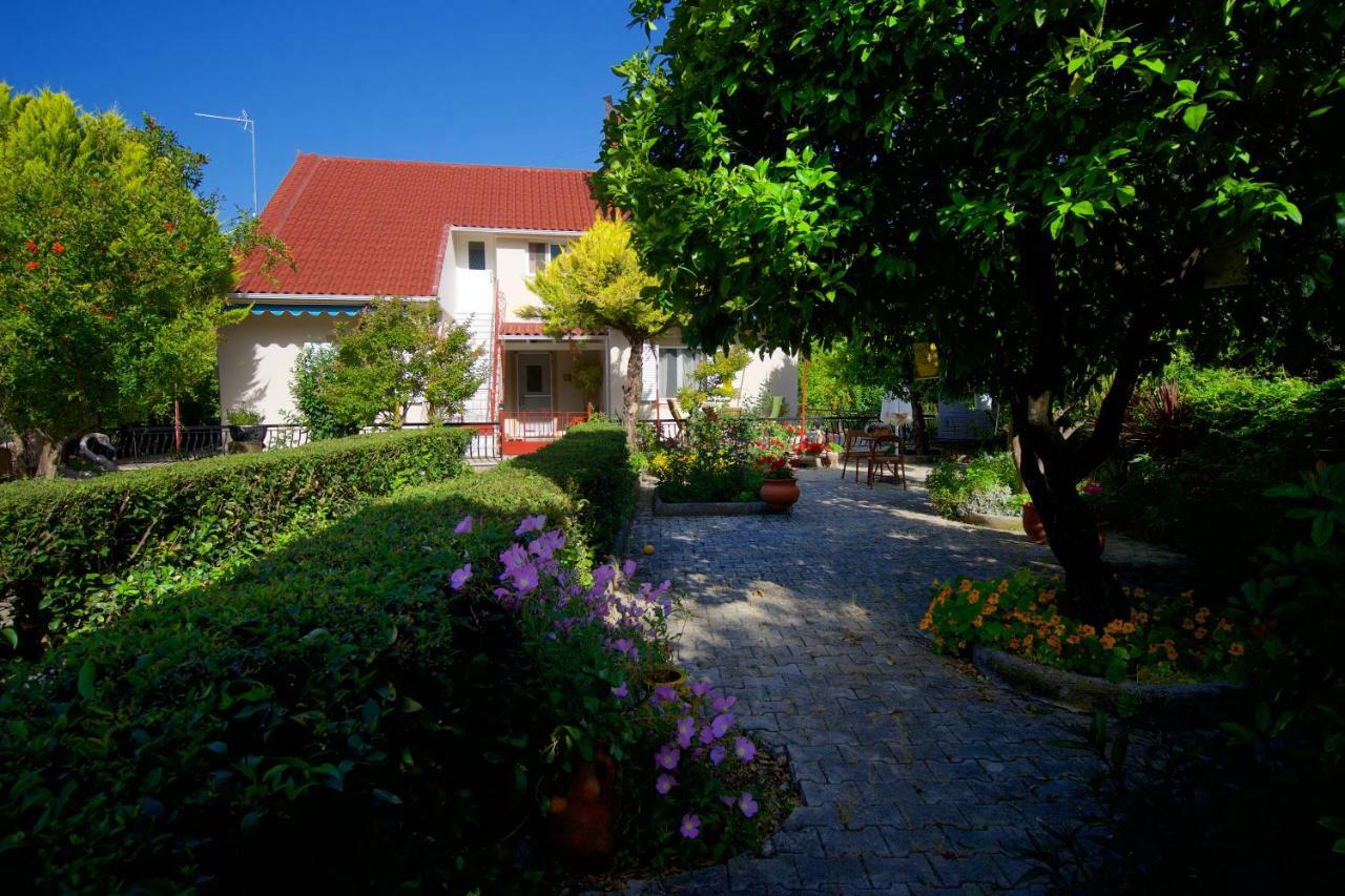 Christina'S Place Сами Экстерьер фото